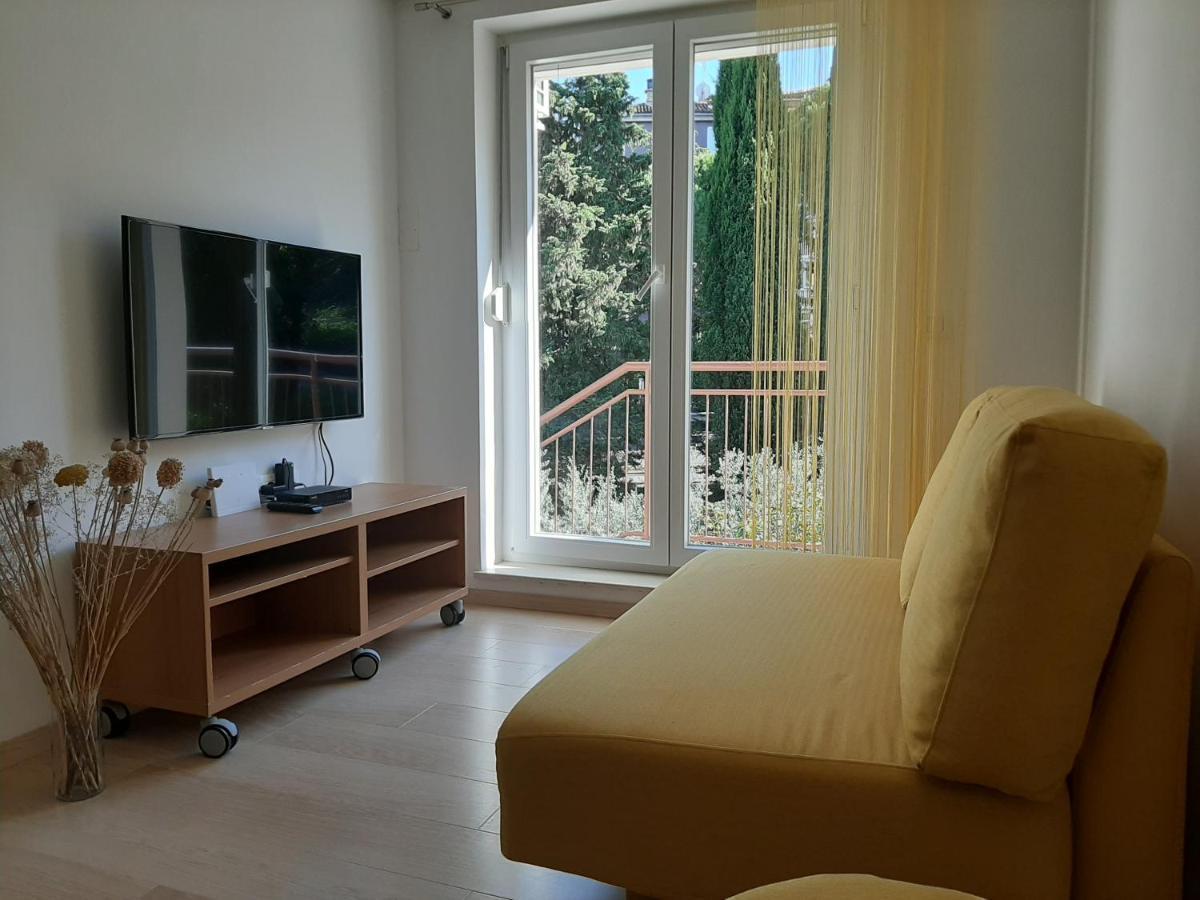 Apartment Sol, Izola, San Simon Exterior photo